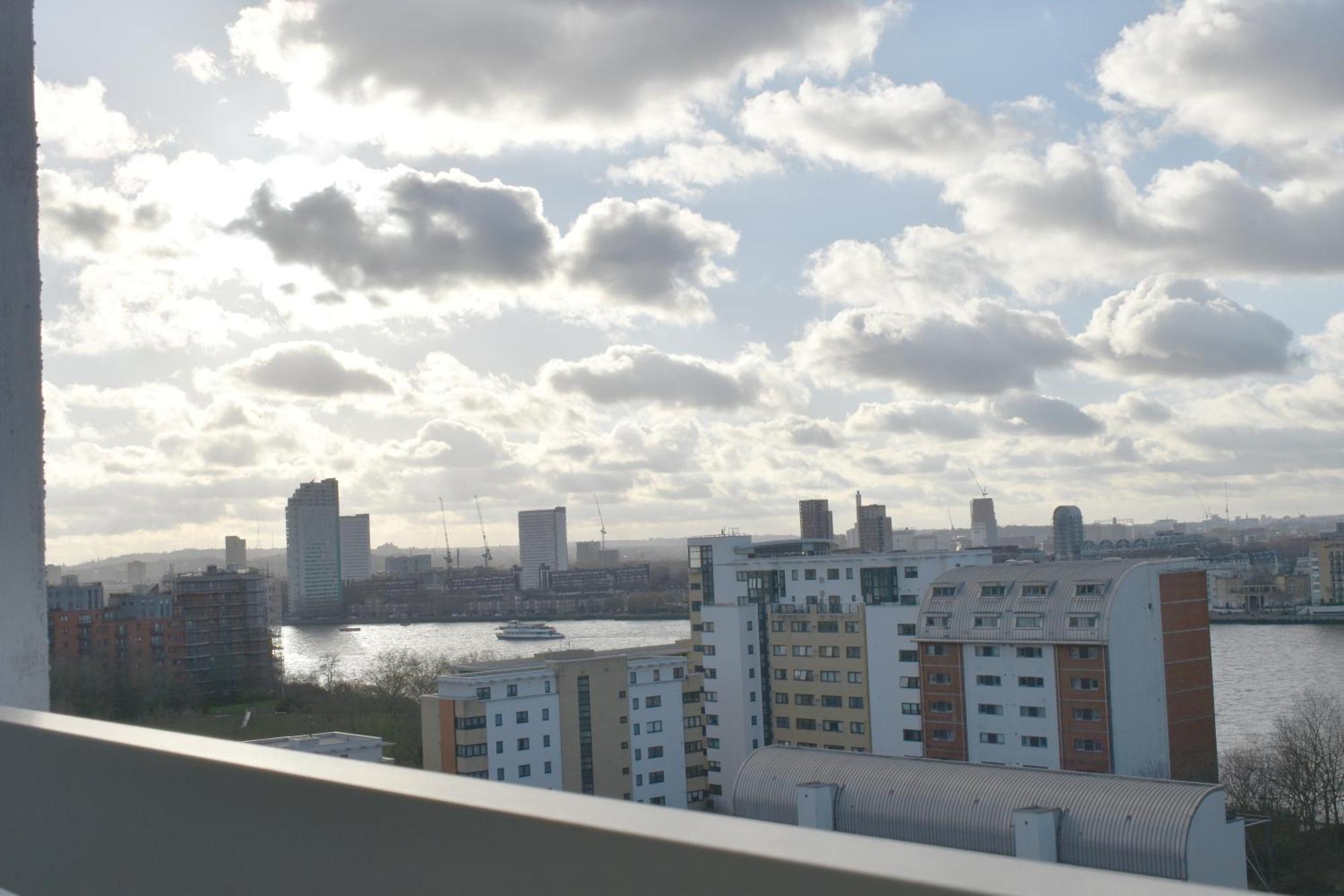 Skyline Apartment Canary Wharf Londra Exterior foto